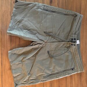 Roark Layover Short - Olive Green